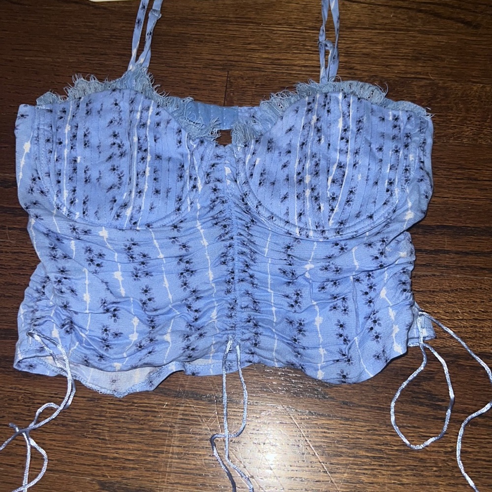Blue floral top